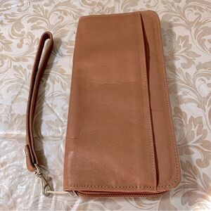 Passport Travel Wallet Wristlet iPhone & Document Slot Brown Leather Columbia